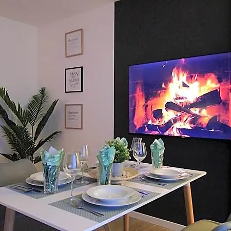 Szálloda Grazzoo | 1x Einzel- 2x Doppelzimmer 3x Smart Tv 3*