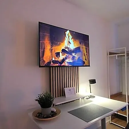 Szálloda Grazzoo | 1x Einzel- 2x Doppelzimmer 3x Smart Tv Wolfsburg